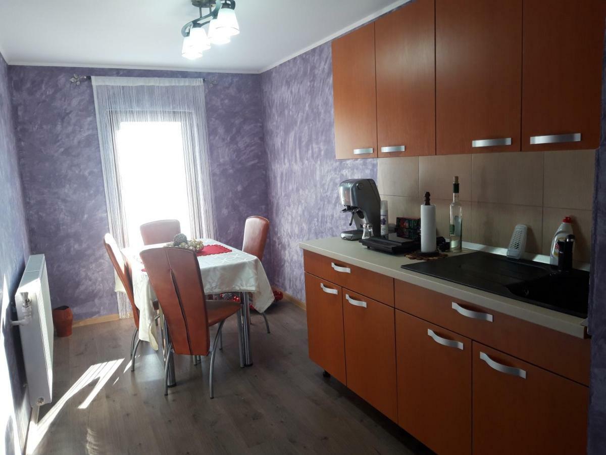 Colț de rai Apartment Resita Exterior foto